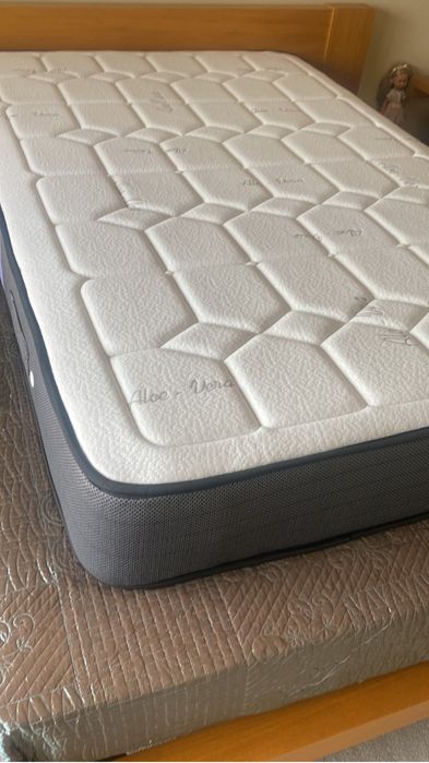 Colchão ortopédico para cama novo