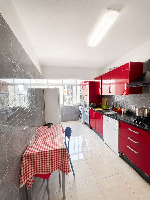 Apartamento T3 Amora, Seixal — Amora, Setúbal