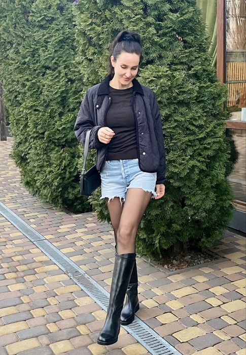 Куртка Massimo dutti . Розмір М .
