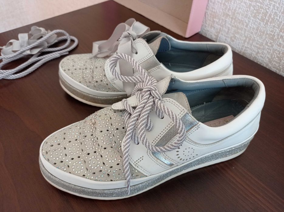 Туфлі жіночі, розмір 36, натуральна шкіра