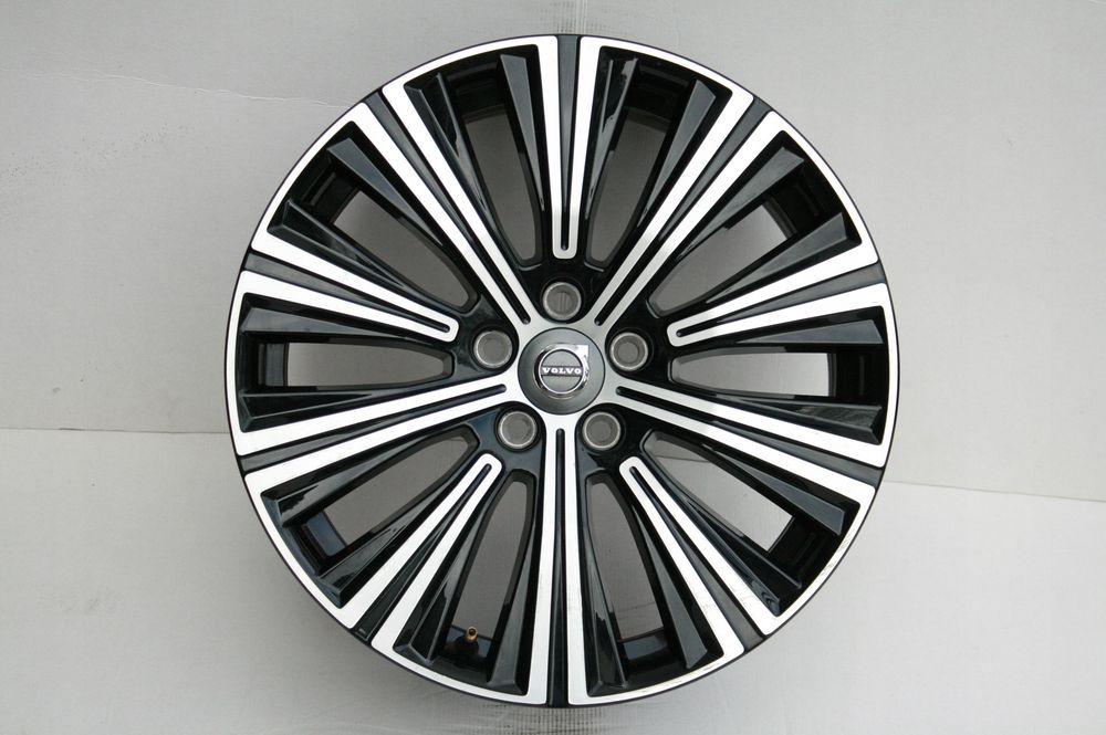 nowa 18x8 et42 oryginalna volvo v60 s60 v90 s90 32243391 tel. 503 325 350