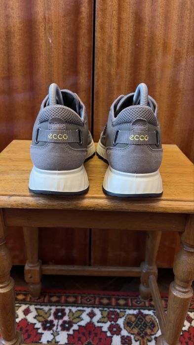 ECCO чоловічі кросівки