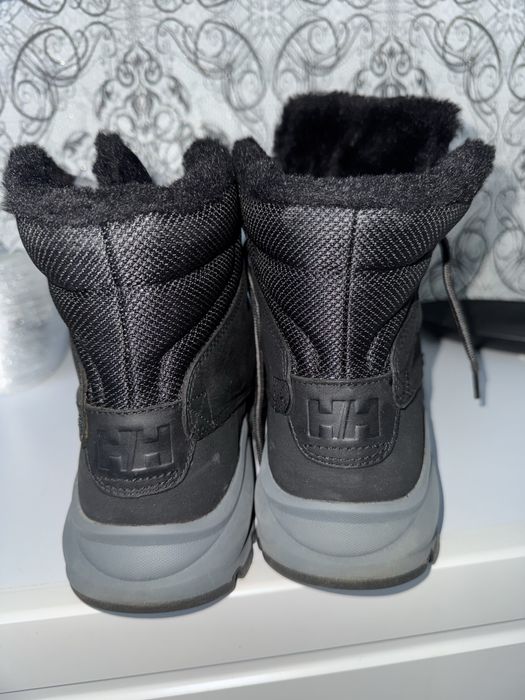 HELLY HANSEN-11422 991 JET BLACK Зимові сапожки, ботинки, черевики