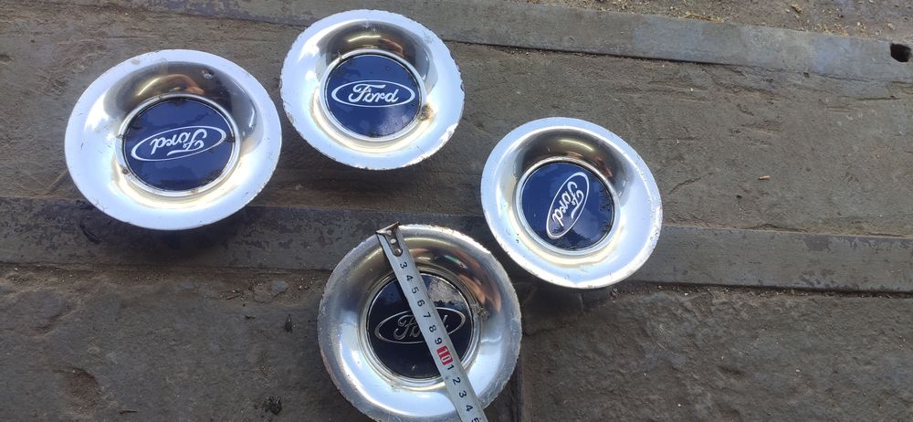 Колпачки  заглушки на диски ford