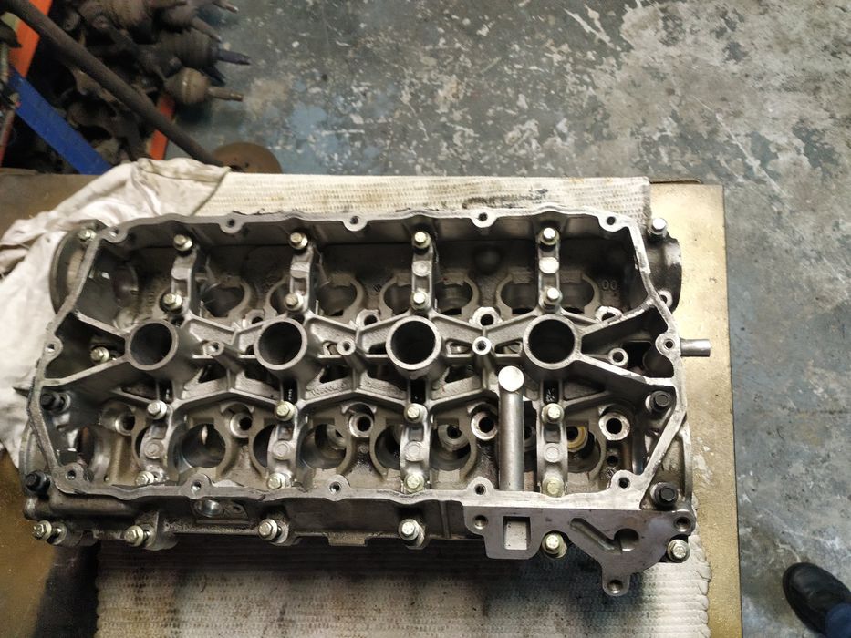 Cabeça de motor para MGF e TF