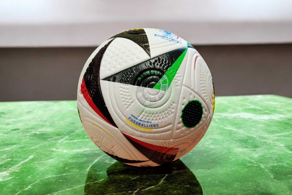 Мяч футбольный, 5-й или 4-й размер, FUSSBALLIEBE EURO 2024
