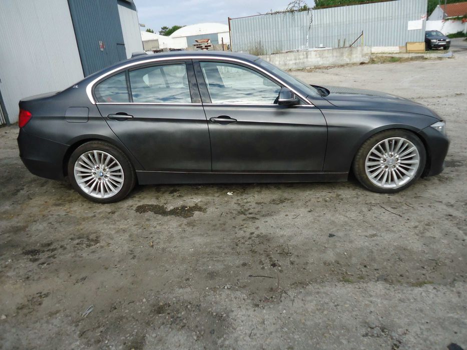 BMW 320d F30 184cv (N47D20C) de 2013 só ás peças