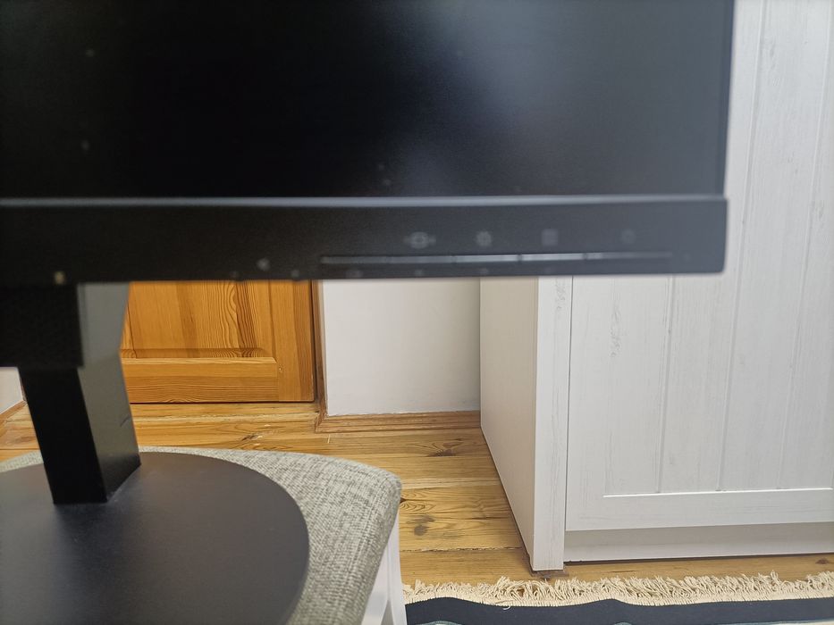 На запчастини. Монітор 24" Lenovo ThinkCentre