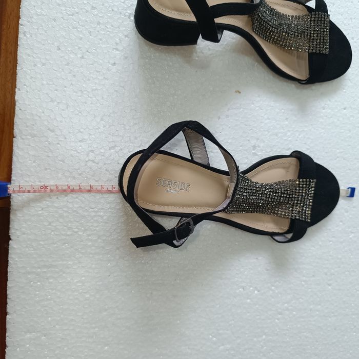 Sapatos Pretos de Senhora Seaside Tamanho 38 com aplicação Lantejoulas