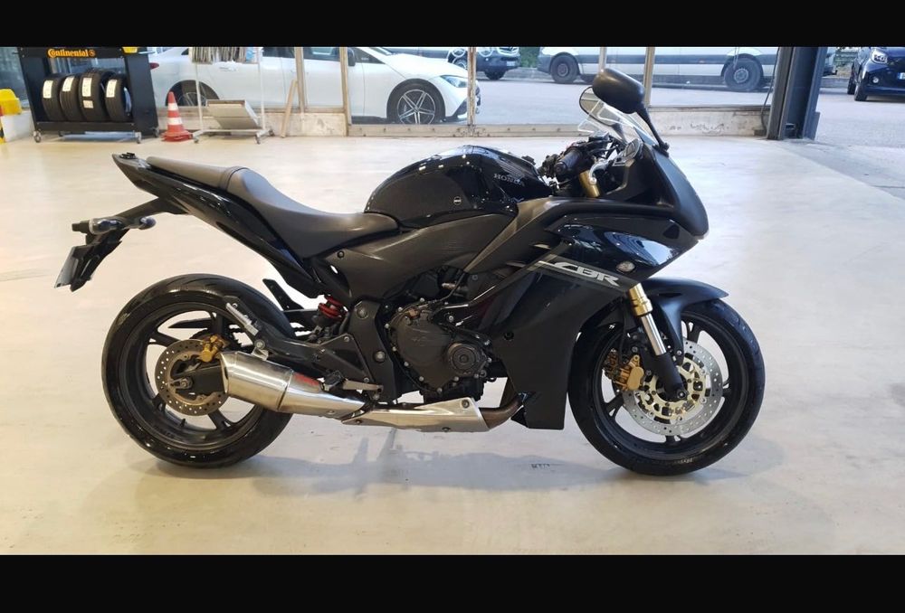 Mota cbr600F 2013