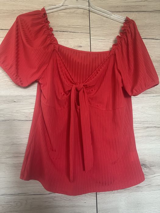 Piękna bluzeczka  rozmisr M -XL