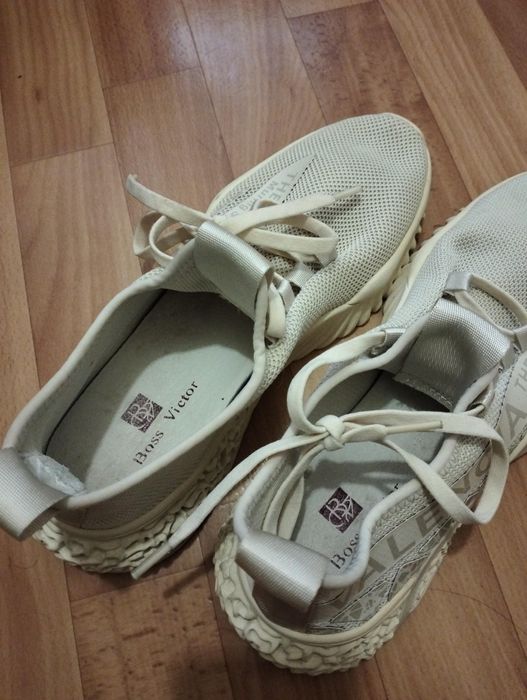 Крассовки Valenncia