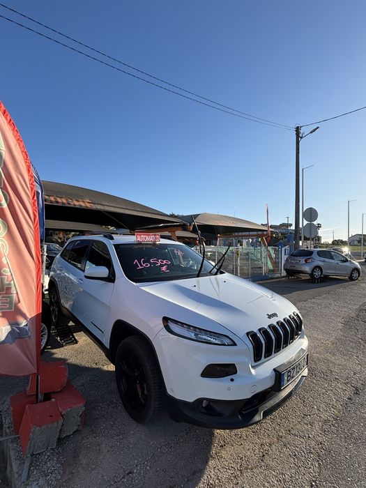 Jeep Cherokee 4x4 2016 motor mercedes 2.2 200cv full extras