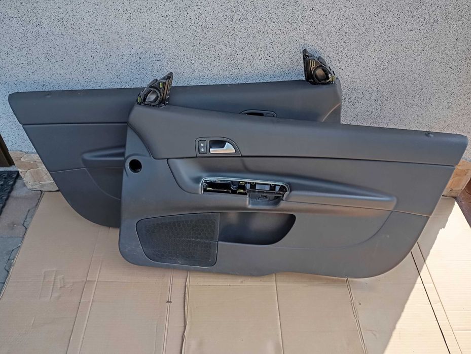 VOLVO C30 Boczek Drzwi Osłona Głośnika Kratka Siatka Klamka CZĘŚCI RADOM