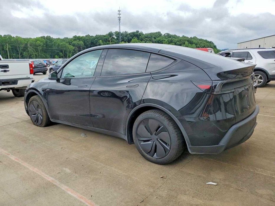 Tesla Model Y 2026