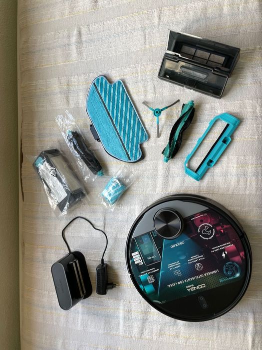 Aspirador robot da marca Cecotec, modelo Conga 3490 Elite