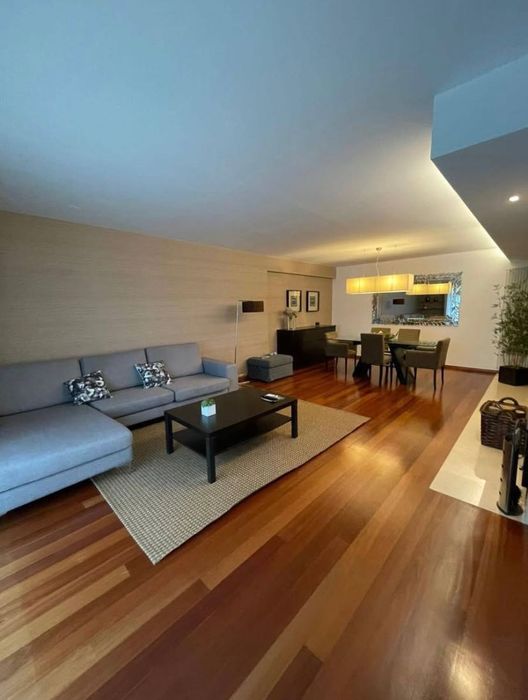 3-Bedroom Apartment with Private Garage | S. Vítor – Braga