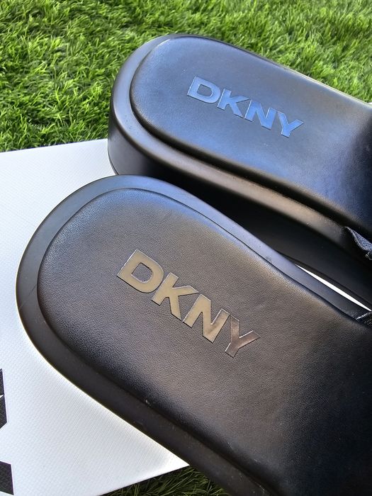 Klapki DKNY Ondara Platform SL Czarne r. 40