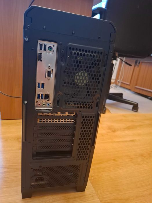 Komputer Gamingowy – i5-11400F / RTX 3060 / 16 GB RAM /1000GB SSD NVMe