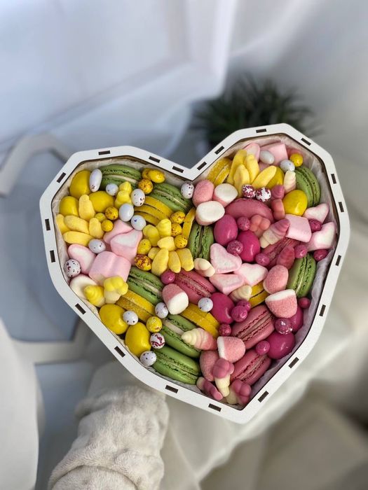 Їстівний подарунок букет для жінки чоловіка чоловічий букет бокс