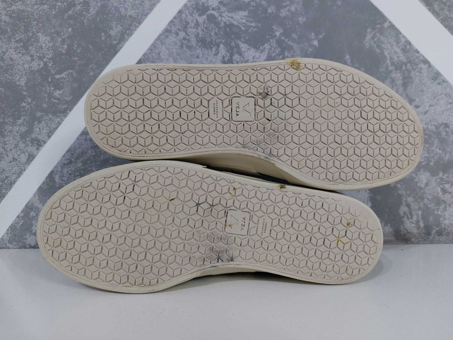 Кросівки чоловічі Veja Fair Trade Minotaur Suede