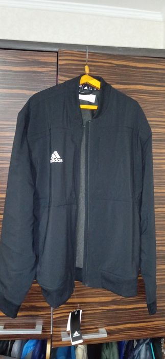 Спортивна куртка Adidas