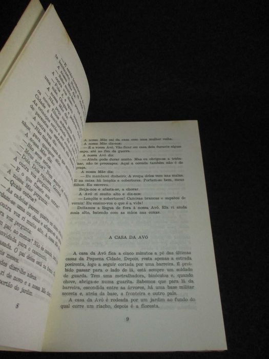 Livro O Caderno Grande Agota Kristof