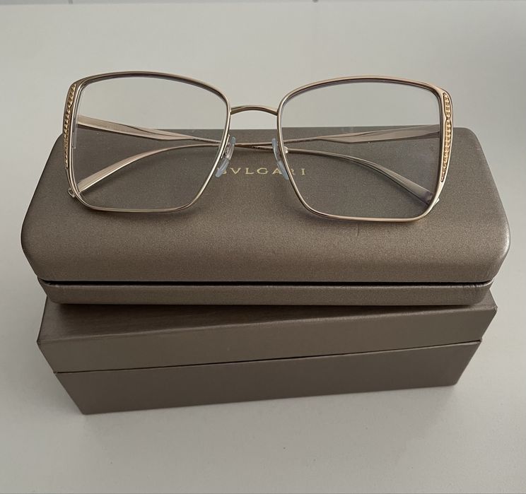 Armaçao Bvlgari modelo BV6176.