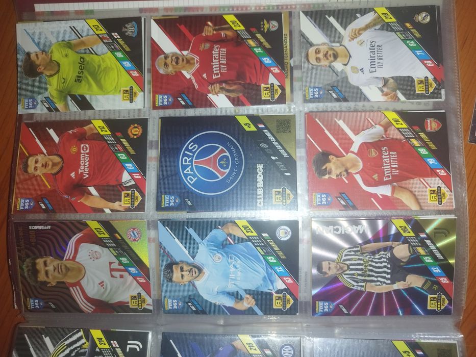 Albumy z kartami piłkarskimi