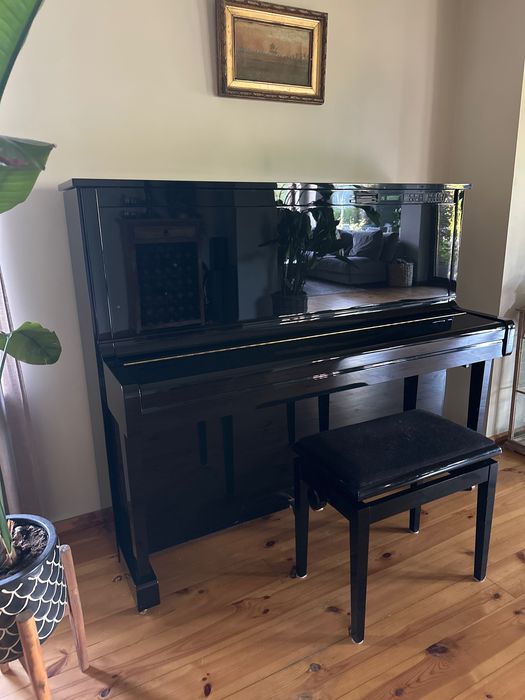 Pianino Yamaha MX100B Disklavier system.