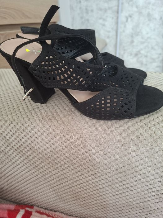 Buty damskie elegackie