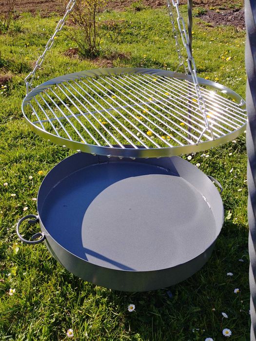 Nowy Grill ogrodowy trójnóg. Ruszt nierdzewny 60cm.