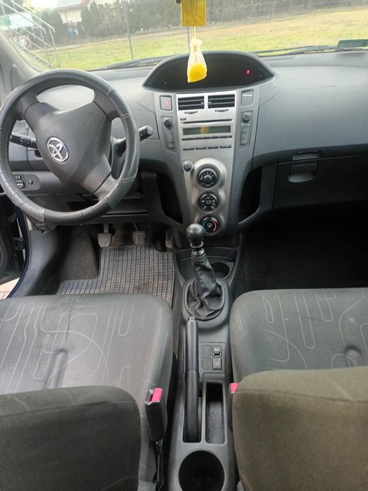 Toyota yaris ll Iift 2009