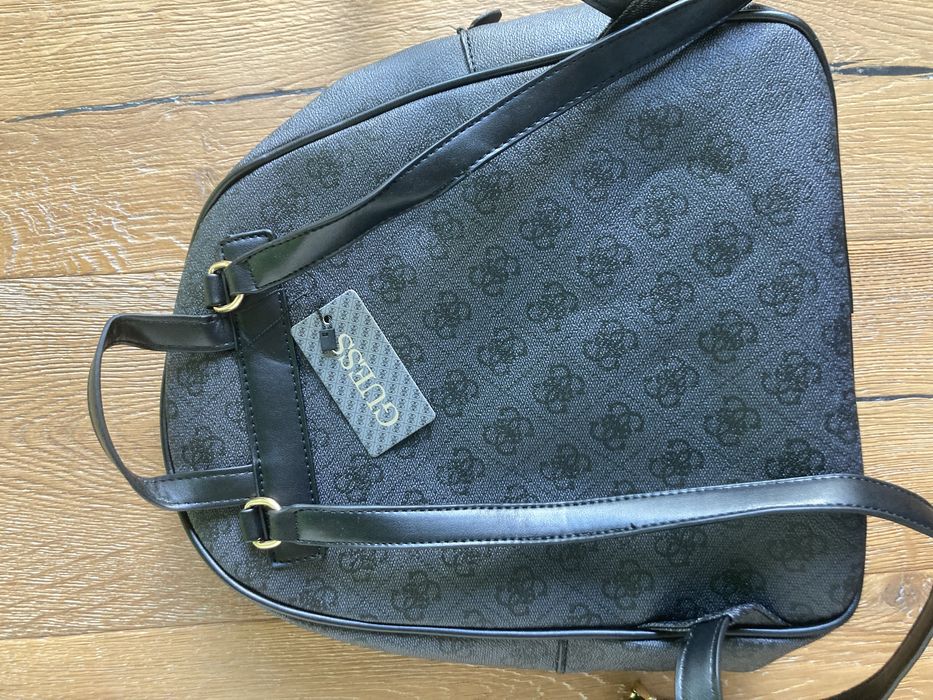 Plecak guess manhattan