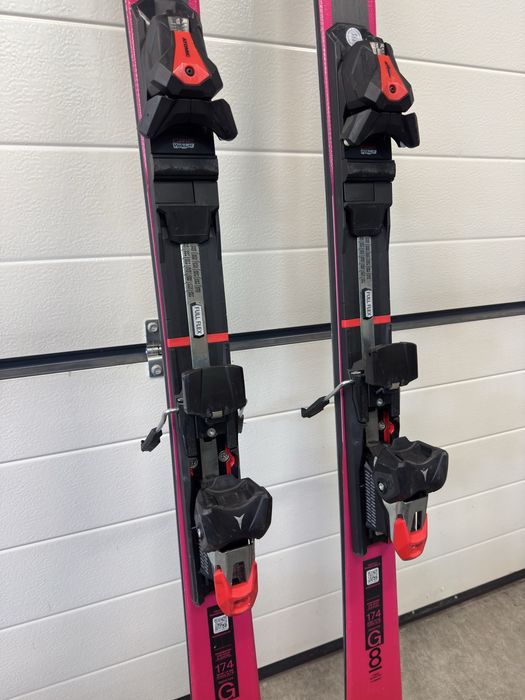 Narty Atomic Redster G8 174 cm 2026