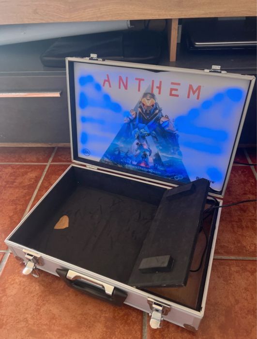 Maleta gamer personalizada Anthem