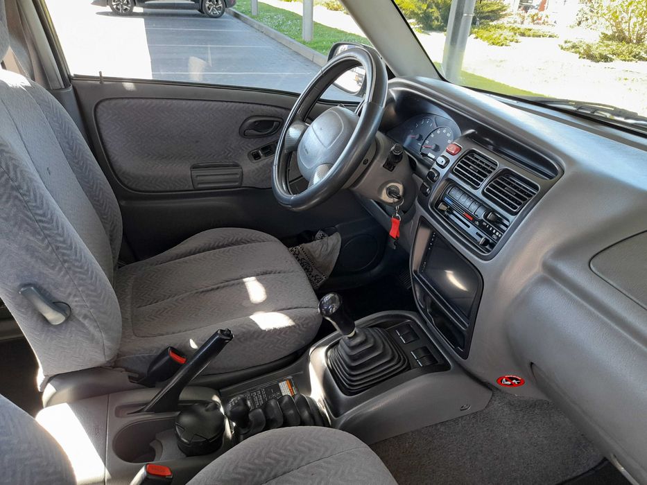 Suzuki Grand Vitara 2000