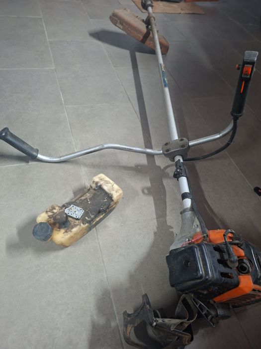 Maquina de roçar Mader