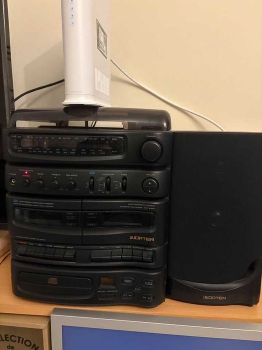 Aparelhagem Multifuncial com Colunas e Conjunto de CD+Vinyls