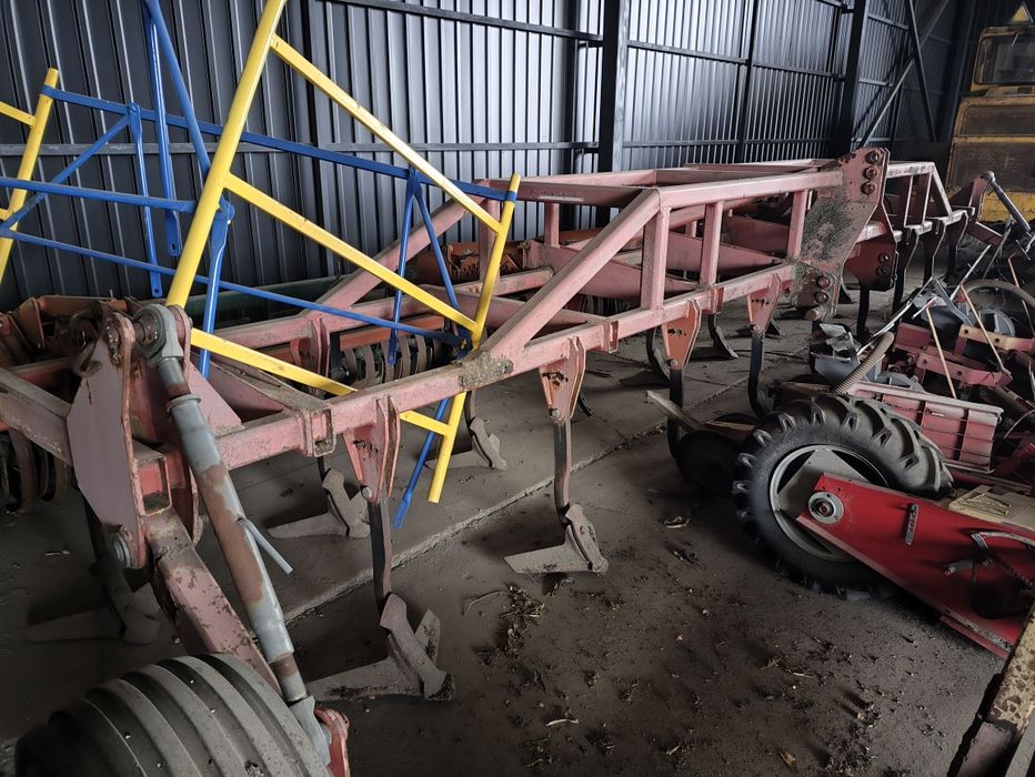 Культиватор стерньовий плоскоріз чизель Hatzenbichler 8м з котком