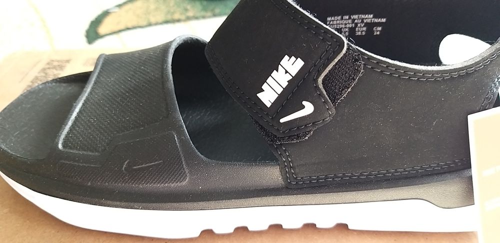 сандали nike playscape оригинал 39-39,5 размер