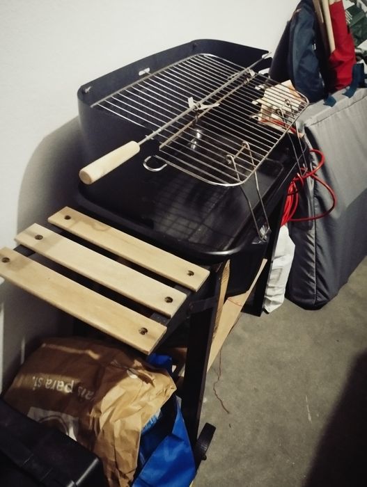 Grelhador praticamente novo