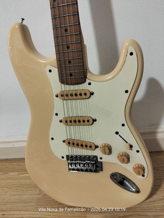 Guitarra elétrica