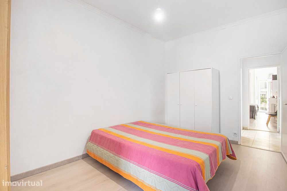 Apartamento T4 - Algés