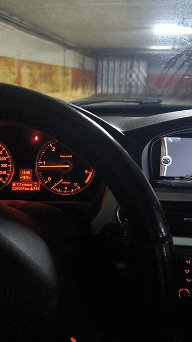 BMW 318d - Carro de Família — photo 2
