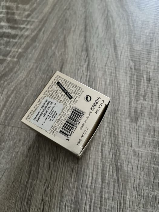 Creme cuidado marca luxo Payot. Para olhos. Nunca usado