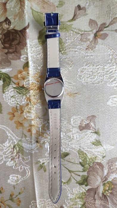 Годинник  Dulwich Designs Новий!