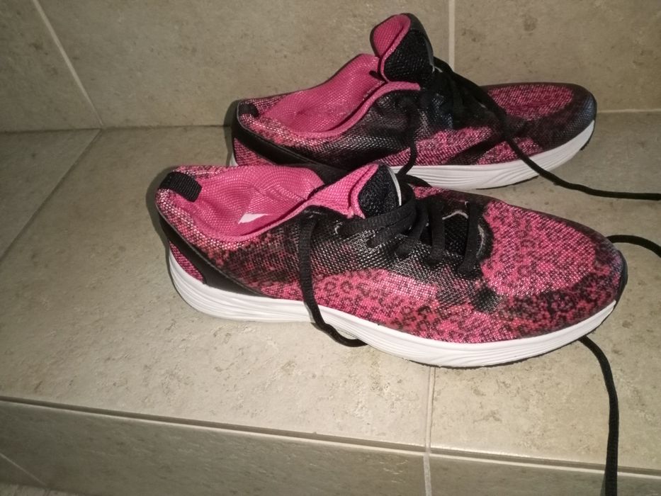 2 pares sapatilhas mulher