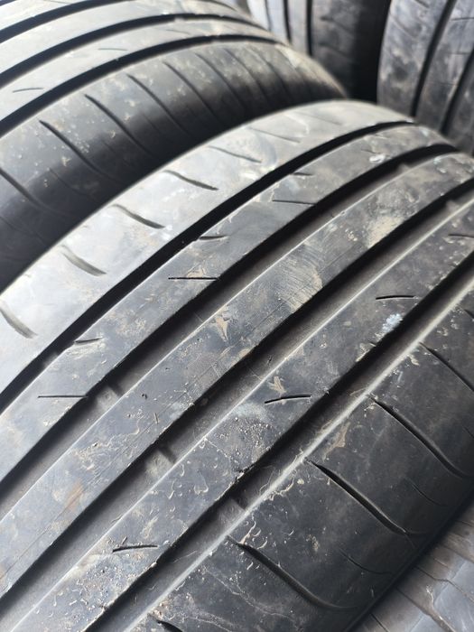 215/60R16 Nexen 2019
