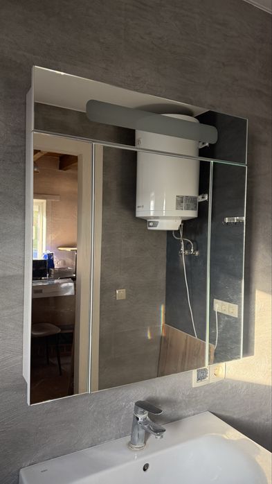 Зеркало у ванну кімнату з підсвіткою